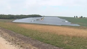 Solární elektrárna ve Vranovské vsi