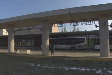 Městu hrozí, že bude vracet dotaci za nádraží. Spoje tak radnice „vyžene“ z centra