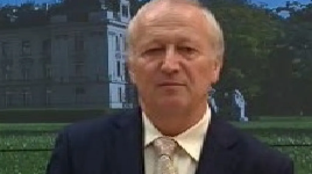 Ministr financí Eduard Janota