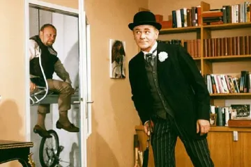 Buřinka a paraple - přece Pan Tau na scéně