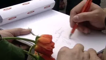 Autogram Jiřího Paroubka
