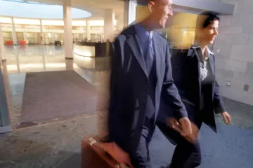 NKÚ: Peníze určené na snížení rozdílů mezi ženami a muži na trhu práce moc neposloužily účelu