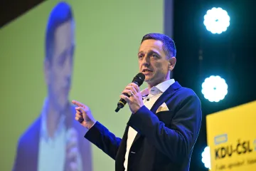 Už nechceme jen přežívat, chceme vyhrávat, řekl kandidát na šéfa lidovců Grolich