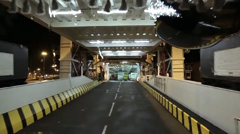 Nájezd na trajekt v Calais