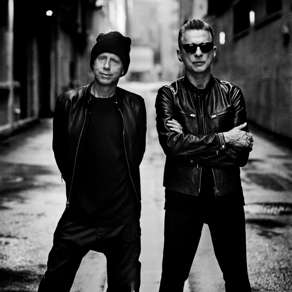 Pořádnou show slibuje kapela Depeche Mode na turné k albu Memento Mori.