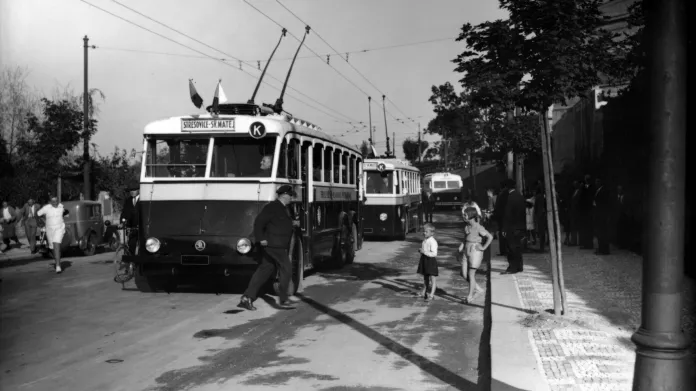Slavným dnem pražské trolejbusové dopravy byl 28. srpen 1936