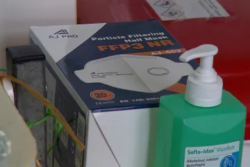 Covidu je v Česku nejvíc od začátku roku, sílí zájem o vakcíny
