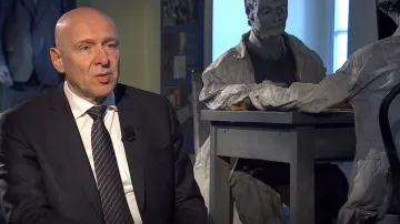 Bývalý vyšetřovatel Mezinárodního trestního tribunálu pro bývalou Jugoslávii Vladimír Dzuro