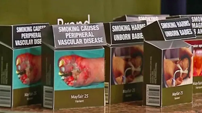 Austrálie zahájí prodej cigaret v jednotných krabičkách