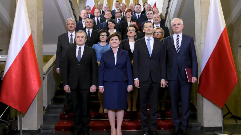 Nový polský kabinet zapózoval pro fotografy