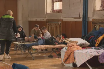 Peníze na ubytování uprchlíků dostanou kraje zpětně. Lepší by dle některých hejtmanů byly zálohy