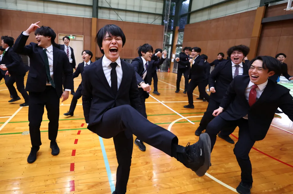 Japonští akrobaté