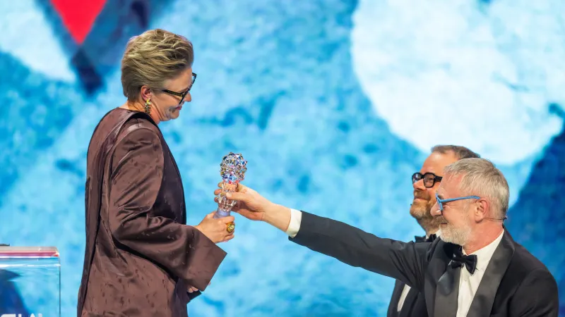 Ředitelka Státního fondu audiovize Helena Bezděk Fraňková přebírá Českého lva za mimořádný přínos české kinematografii