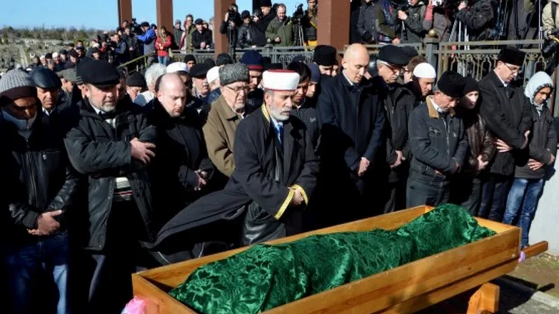 Rozloučení s Rešatem Ametovem