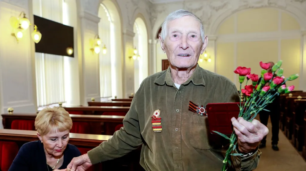Veterán druhé světové války Vladimír Hrozný na snímku z března 2020