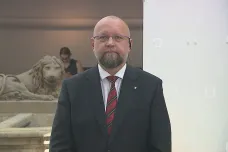 Vyhrožování ze strany diktátorských režimů musíme brát vážně, říká Bartošek