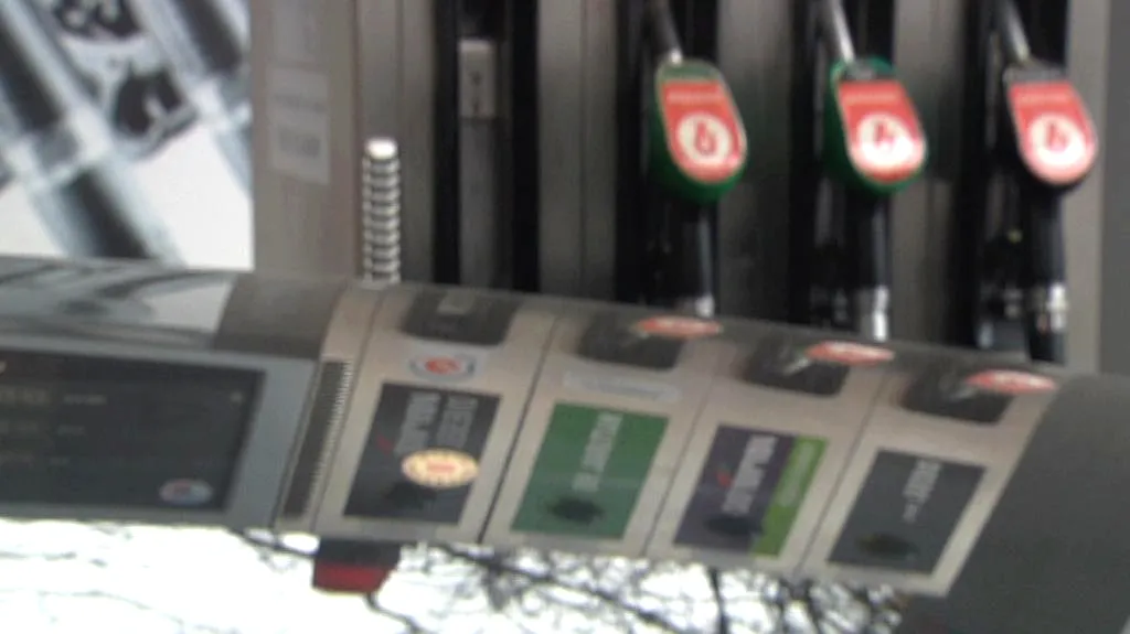 Na čerpací stanici