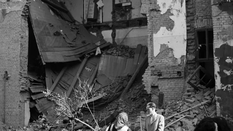 Škody způsobené bombardováním Plzně