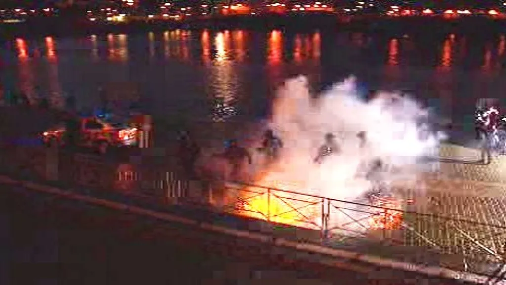 Policejní zásah proti pravicovým radikálům