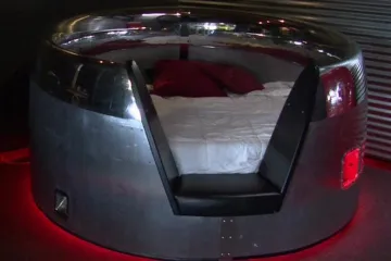 Je libo si ustlat ve stíhačce?