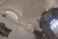 Kostel v centru Brna začal praskat, biskupství ho nechalo dočasně uzavřít