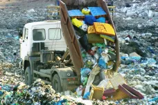 Vláda přerušila projednávání odpadových zákonů. Mají více motivovat k recyklaci