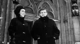 Hana Hegerová a Jiří Suchý při procházce Lipskem, 1965