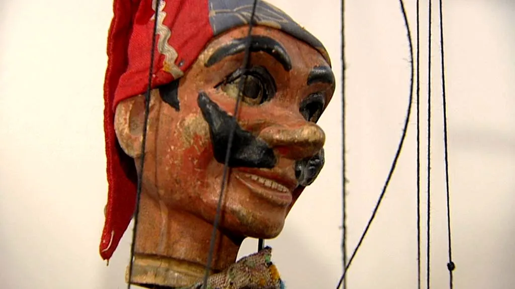 Galerie Smečky vystavuje loutky a marionety