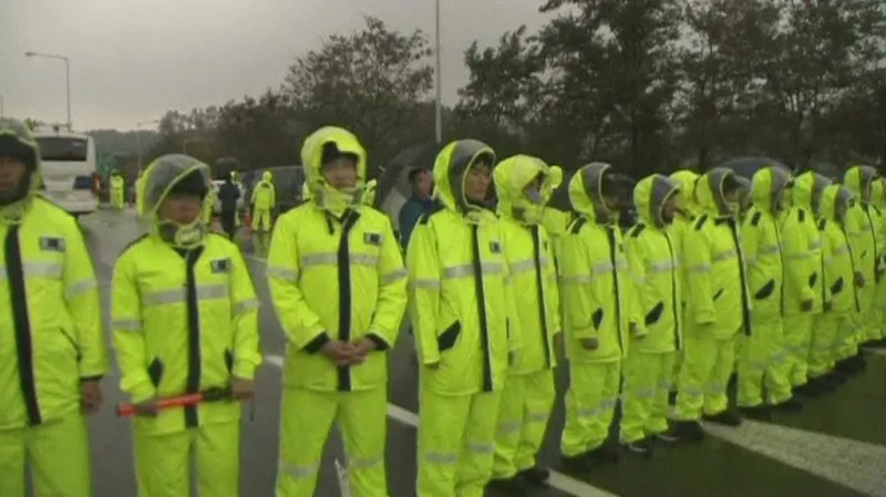 Jihokorejská policie brání aktivistům v přístupu do pohraniční oblasti