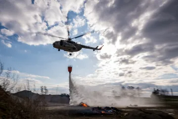 Nové i modernizované. Hasiči a policisté získají šest vrtulníků