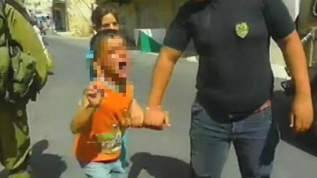 Izraelští vojáci zadrželi pětiletého Palestince