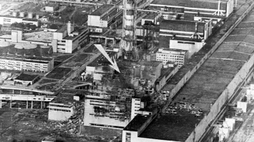 Černobylská jaderná elektrárna v květnu 1986