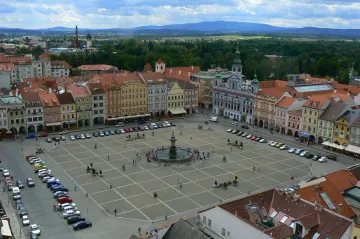 Začala stavba silnice, která vyvede dopravu z Českých Budějovic a napojí se na obchvat