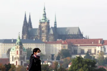 BLOG: Pandemii můžeme chápat jako krutý a nikým nezaviněný sociální experiment