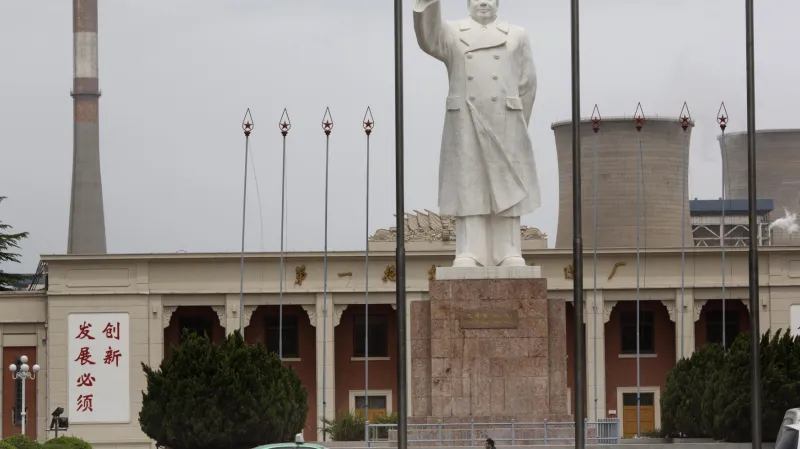 Socha Mao Ce-tunga v současné Číně