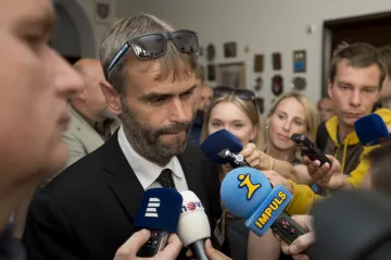 Šlachta s Ištvanem mluvili před vyšetřovací komisí devět hodin