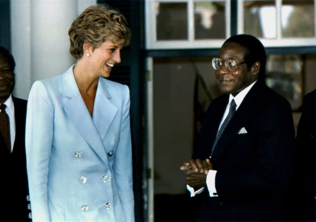 Princezna z Walesu hovoří s Mugabem během čtyřdenní návštěvy Zimbabwe
