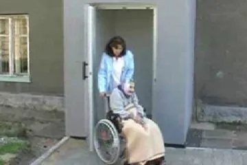 Výtah pomůže imobilním klientům v Javorníku