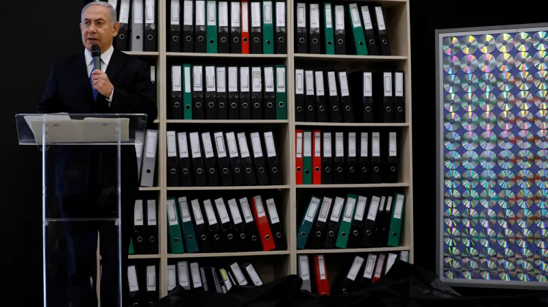 Netanjahu při prezentaci dokumentů o íránském jaderném programu