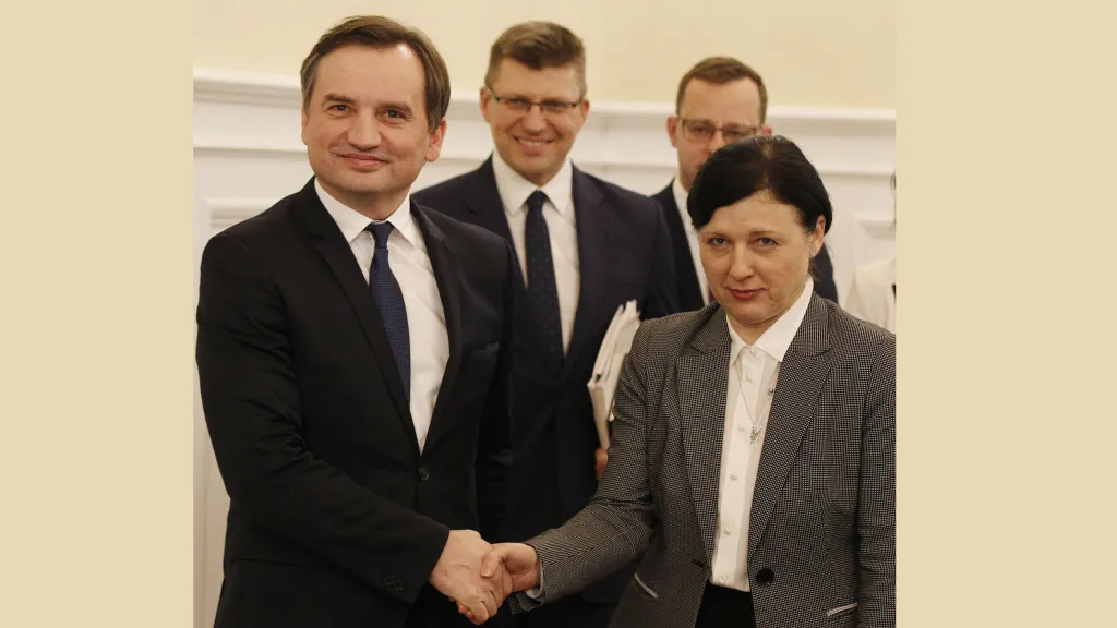 Polský ministr spravedlnosti Zbigniew Ziobro a eurokomisařka Věra Jourová