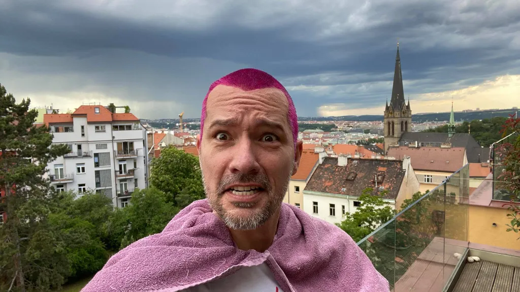 Martin Veselovský si po úspěšné kampani obarvil vlasy