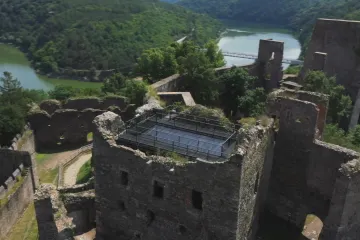 Po pěti stech letech nabízí hrad Cornštejn opět výhledy do okolí