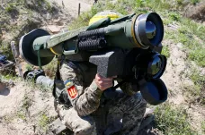Šest evropských mocností v červenci poprvé neslíbilo nové zbraně pro Ukrajinu, píše Politico 