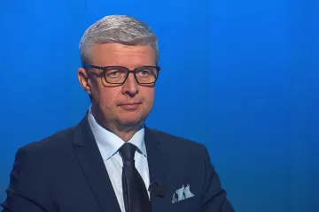 Pokud někdo kandiduje v trojkoalici, nemá mít tři kluby, míní Havlíček