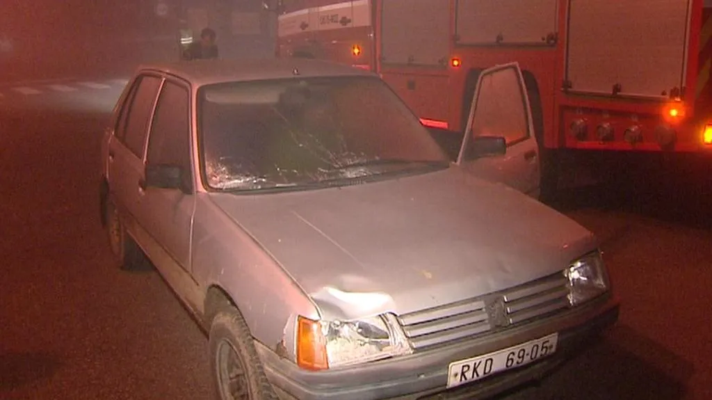 Automobil Peugeot po nehodě v Lanškrouně