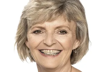 Senátorkou za obvod Mělník se stala Jarmila Smotlachová