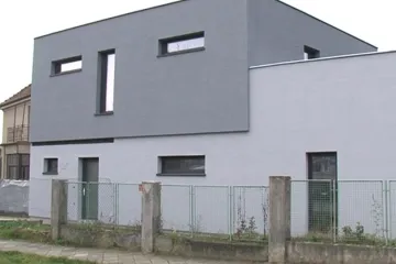 Bývalý šéf stavebního úřadu „přivíral oči“ nad černou stavbou