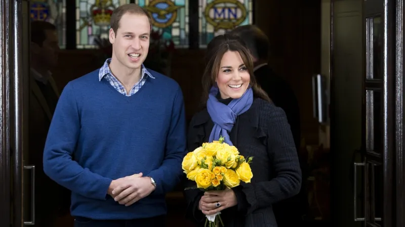 Kate v doprovodu Williama opustila nemocnici