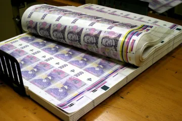 Analytici: Intervence pomohly exportu, oživení ale nespustily