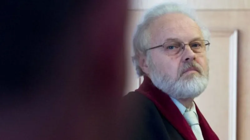 Kauza Rath tématem Událostí